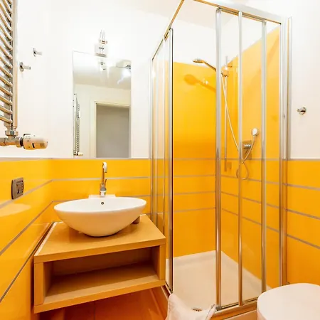 Gabi Spacious Design شقة *